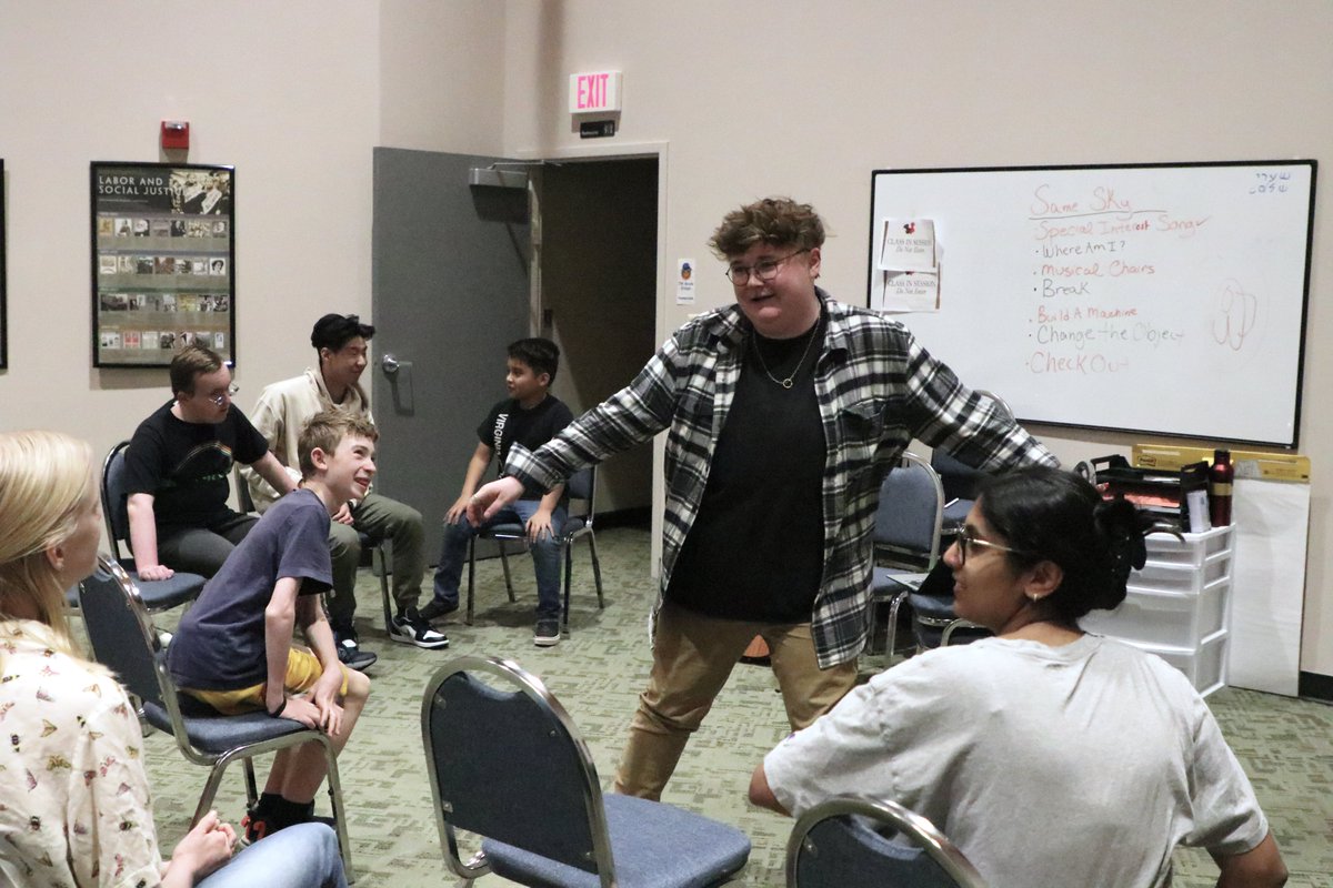 aptbmt's tweet image. Each week our Same Sky Group meets in Leesburg.  This group facilitates friendship making and social immersion, features dancing, music, and games, and culminates in a short original show at the end of the semester