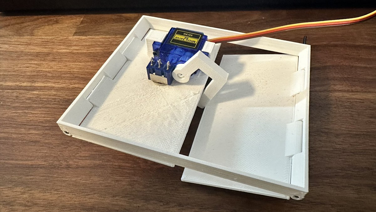 sdbruder's tweet image. Small steps forward #uselessmachine #arduino #openscad #3dprinting