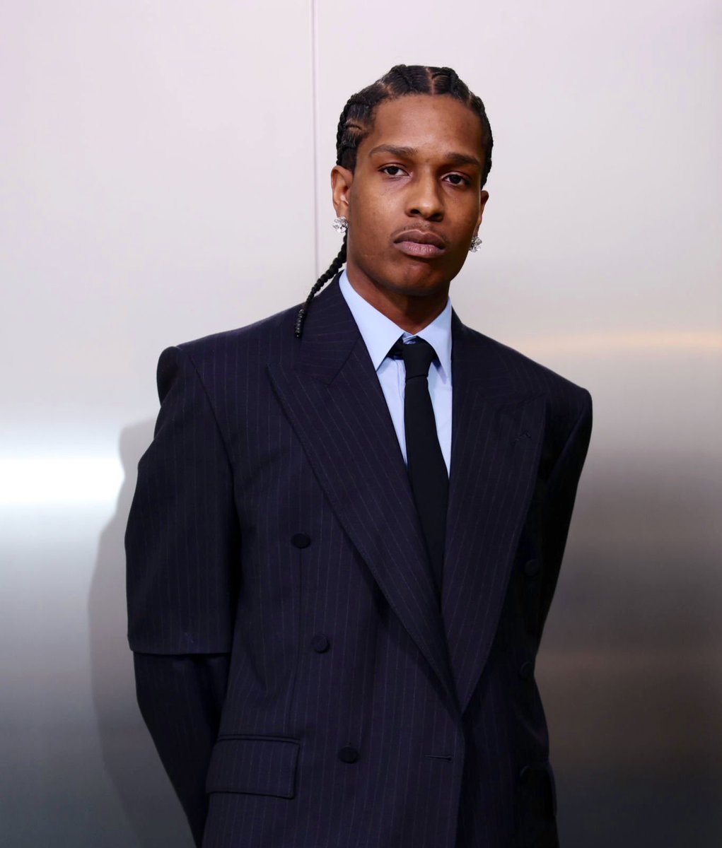 𝙏𝙝𝙚 𝙠𝙞𝙣𝙜 🇲🇦 on Twitter "RT reminem_n Faudra parler des personnes qui