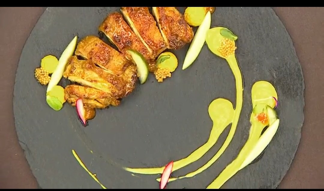 priyaja15081663's tweet photo. Nayan❤️ #MasterChefIndia
Really wanna eat this😭 https://t.co/44kcBp7SQw