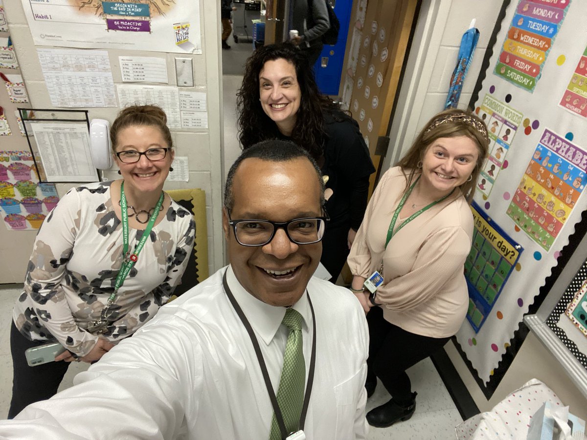 MrWendell29's tweet photo. Ahead of Read Across America Day, I read to Miss Fappiano’s second grade class at Maloney Interdistrict Magnet School. So fun. The kids were awesome!

I can’t wait to do it again.

#ReadAcrossAmerica
#readingisknowledge
#knowledgeispower https://t.co/BSFpS2Aqvf