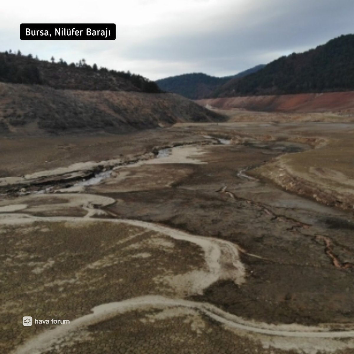 Bursa, Nilüfer barajı, maalesef bitti.

Doluluk oranı: %0