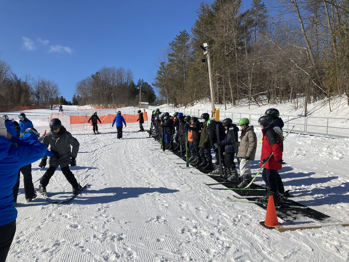 stpaschal_tcdsb's tweet photo. How lucky are we to go skiing after a fresh snow storm! @BottosMichelle @mariarizzo @GrassaCharlie @Equity_TCDSB @TCDSB @skicanadamag @UplandsGolf @julie_jklippa @MrL_SPB https://t.co/AzlttdLKzF