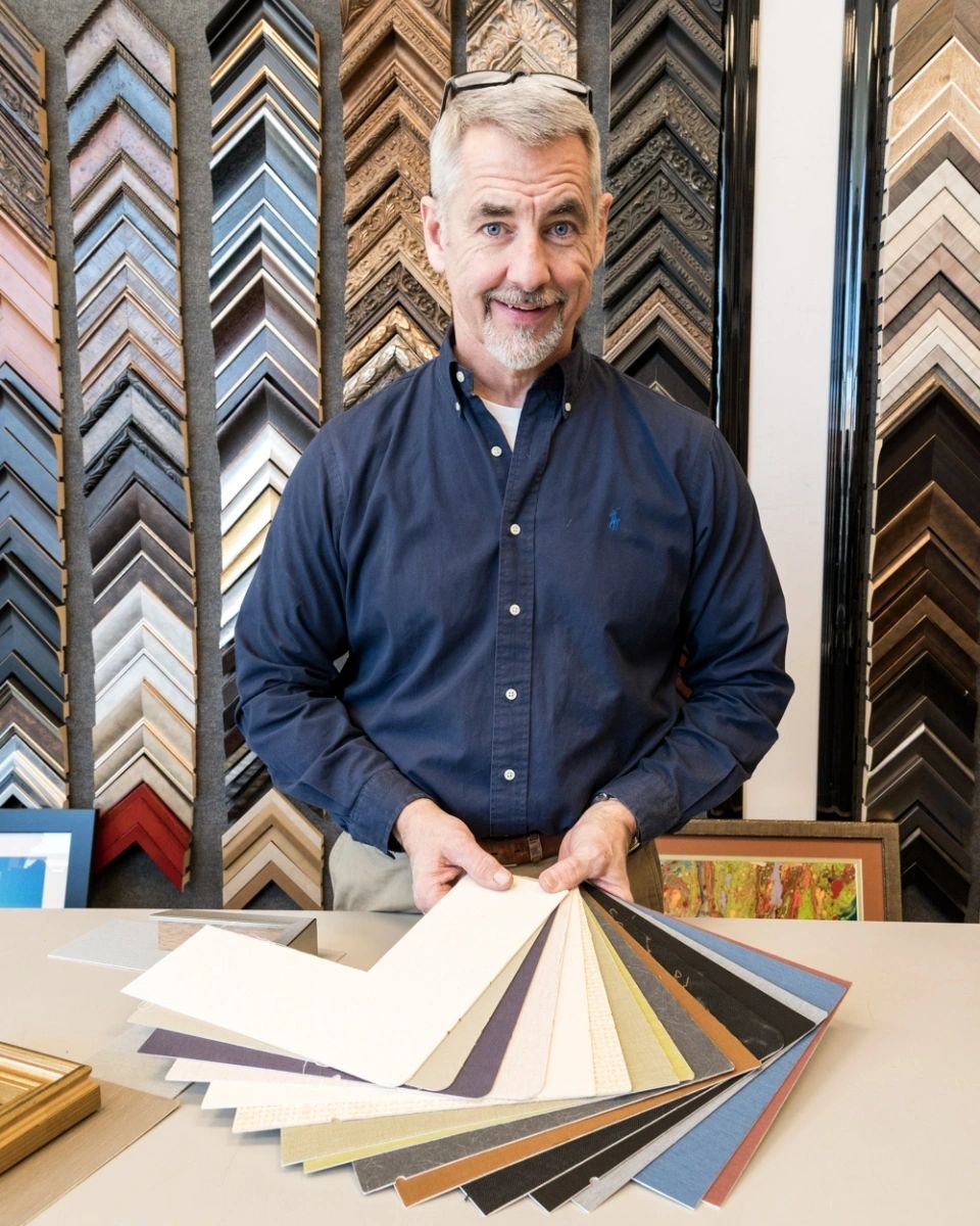 FFMooresville's tweet image. When you love what you do, smiling comes naturally. Visit us in Mooresville to check out our framing options. #FastFrameMooresville #FastFrame #CustomFraming #HomeDecor #PictureFraming #ArtFraming #framing #FrameIt #artwork