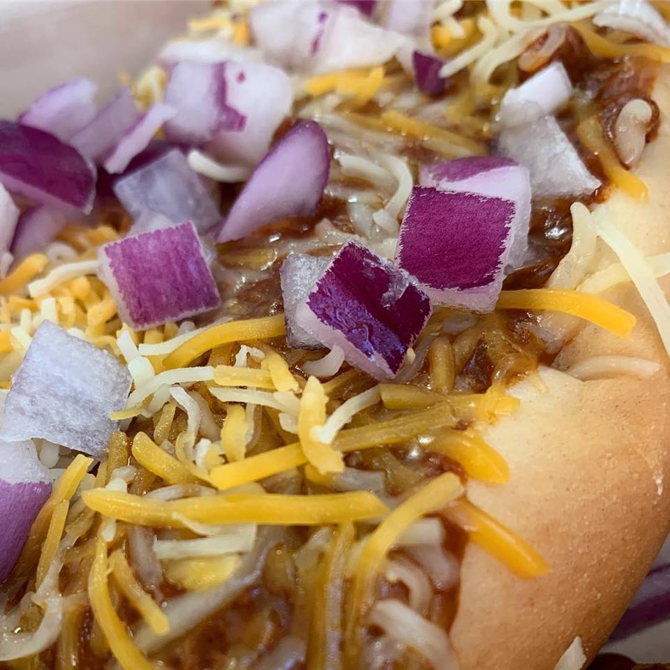 MojoBurger's tweet photo. Chilli Cheese Dog, anyone? 🤤 https://t.co/wXa9QcuXnS