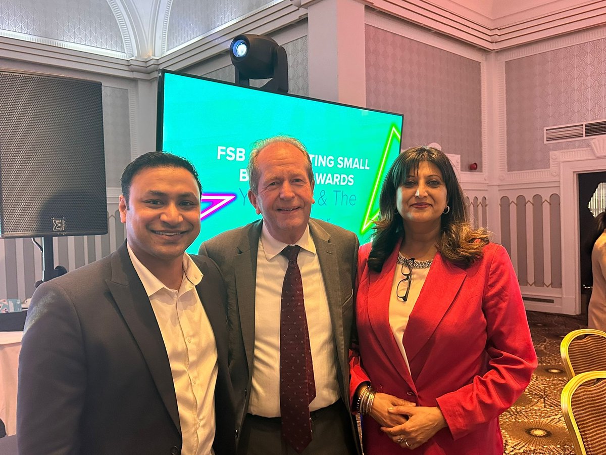 A special thank you to <a href="/MMcTagueFSB/">Martin McTague OBE</a>, Barney Mynott (<a href="/FSBwestyorks/">Barney Mynott</a>), <a href="/emsmailes/">Emma Smailes</a>, Merewyn Sayers and @mohammedalih from FSB for inviting Sharon to present the award!

#FSBAwards