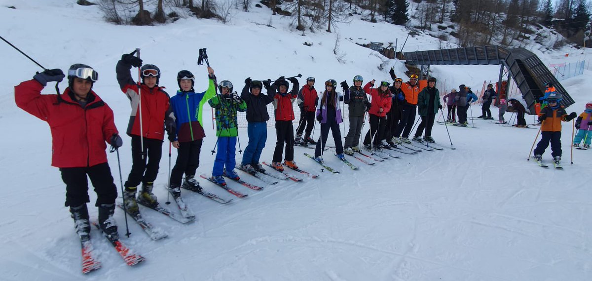 SkiWoodrush's tweet photo. Penultimate day! ⛷️ https://t.co/MSxZc9PPfC