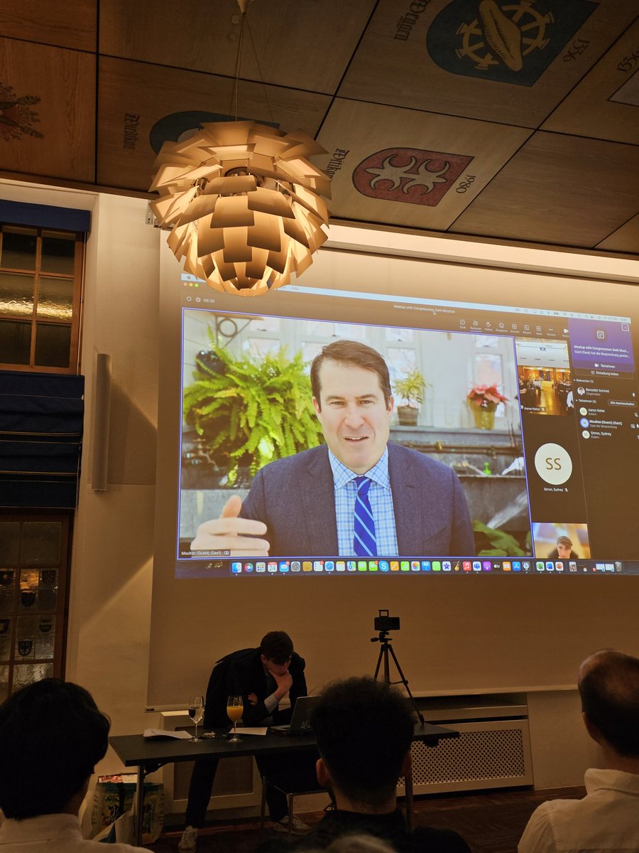 Die Junge Mitte Zürich (@diejungemittezh) on Twitter photo Wir beginnen unsere Einreichungsfeier mit dem US-Kongressabgeordneten <a href="/sethmoulton/">Seth Moulton</a> aus Massachusetts.
Seth ist Hauptinitiator der neuen US-Suizidhotline <a href="/988Lifeline/">988 Suicide & Crisis Lifeline</a>
#mentalhealth Wir beginnen unsere Einreichungsfeier mit dem US-Kongressabgeordneten <a href="/sethmoulton/">Seth Moulton</a> aus Massachusetts.
Seth ist Hauptinitiator der neuen US-Suizidhotline <a href="/988Lifeline/">988 Suicide & Crisis Lifeline</a>
#mentalhealth