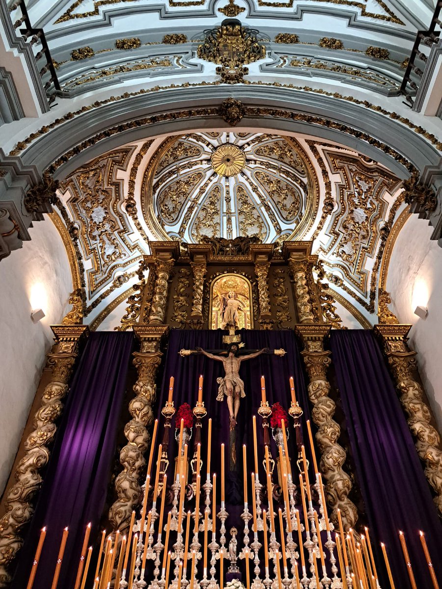 Y si, de la risa a la Serenidad. 
Adelante mi niña Cuaresma 

Tercer día de Quinario y cumpliendo con <a href="/gdtexaltacion/">Mayordomía de la Exaltación</a> y con los lazos que creamos a través del <a href="/Subexaltacion_/">Submarino Exaltación</a> 

Un orgullo estar y permanecer❤️❤️