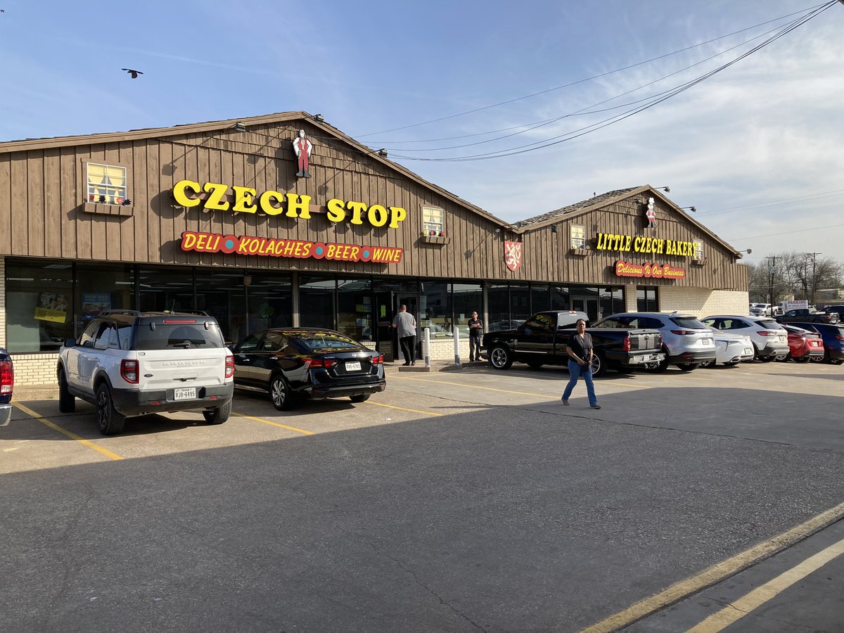 BC_Geo_9's tweet photo. Traveling I-35 between Dallas and Waco? Drop by #czechstop for some delicious kolaches, sausages and other tastes of Czech culture in #centraltx. Reminds us of our time living in Eastern Europe. https://t.co/VH7en1mG8P