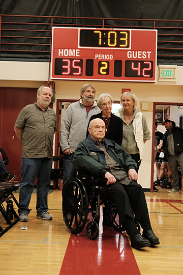 SVCCollege's tweet photo. Thank you for joining us as we celebrated three SVC Legends – Gary Knutzen, Steve Epperson, and Dave Quall–  who have made significant impacts to SVC's history and athletics programming! 
#SVCCommunity #CardinalAthletics #GoCardz 

Read more in @goskagit: https://t.co/mJKVAwHibE https://t.co/QLZJJT6HB8