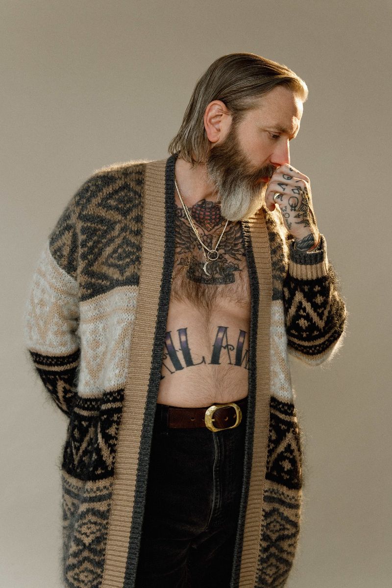 gigview's tweet image. . @cityandcolour 
aka Dallas Green releases video for new single 'Fucked It Up'...  Photo Credit: Vanessa Heins. Video for 'Fucked It Up'... and More Here gigview.co.uk #cityandcolour #dallasgreen #country #music #countrymusic #newrelease #musicnews #gigview