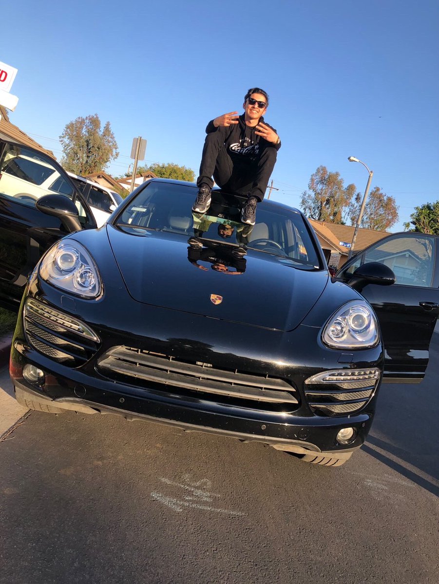 Andrewxdrip's tweet photo. 21 y/o w/ my first #Porsche &amp; Tier 1 credit ! 🙏🏼🏆 https://t.co/Cwtqnv1ox1