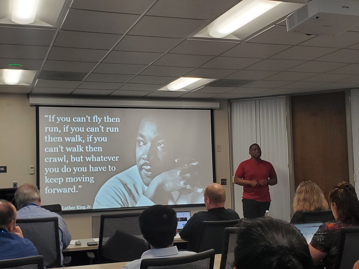 DevEdSC's tweet image. Courtney Smith, a new faculty leader and criminal justice instructor, encouraged @piedmont_tech new faculty class members to keep pushing forward and finish strong.

#IDEASdiv