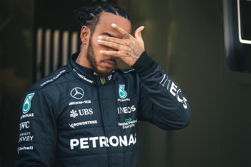 _mariaLH44_'s tweet photo. me every time horner comes on screen #DriveToSurvive5 https://t.co/PwifqThisd