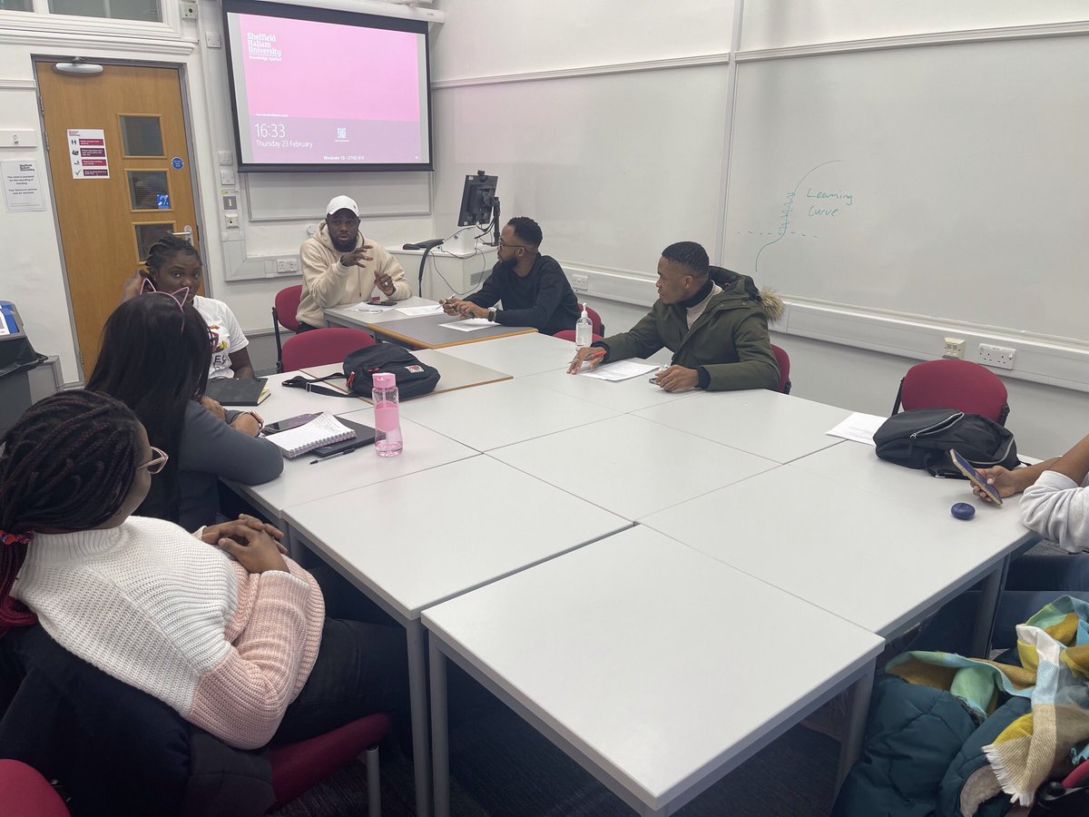 unmodelshu's tweet photo. Cross section of some members of model UN Sheffield Hallam university. Active session deliberating/having a debate on some pressing issues happening around the globe. https://t.co/cpyi3eOidw