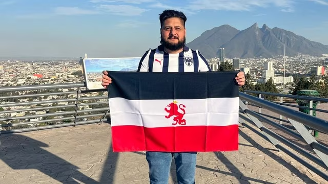 QueSeArma_'s tweet photo. Un youtuber que está en busca de la independencia del estado de Nuevo León para que la entidad se forme como un nuevo país. https://t.co/UCuWpCHOpD