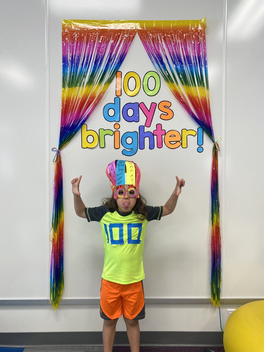 Mrs. Olivia Fishbook tweet media