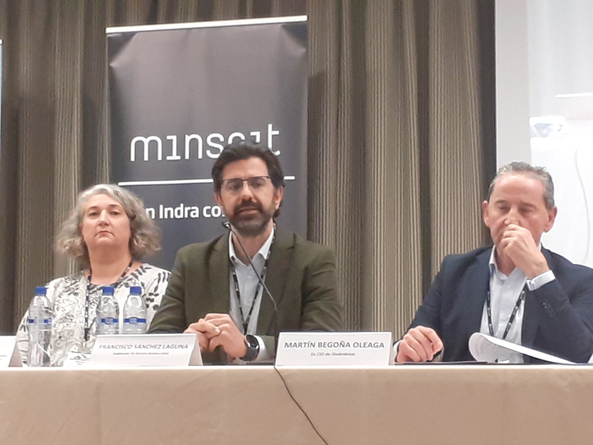 - <a href="/fransanlag/">Fran Sánchez Laguna</a> ,Subdir TI Servicio Andaluz : los grupos de trabajo del ministerio para  proyectos de fondos europeos en TI sanidad "están rompiendo barreras" , "el ministerio de Sanidad lo está haciendo bien precisamente porque son buenas personas" <a href="/jfmunnoz/">Juan F. Muñoz</a> <a href="/noemiciv/">Noemí Cívicos</a> #AVISAJTXIII