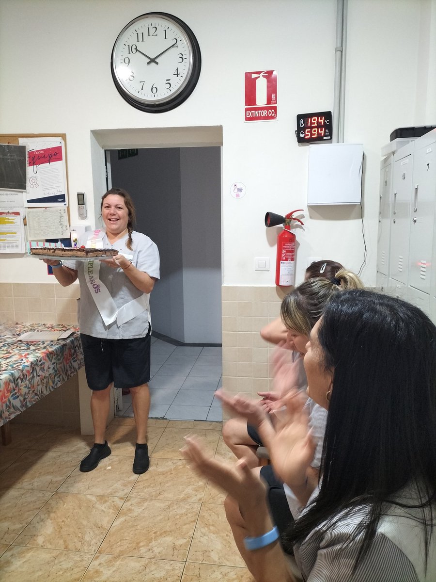 #cebrando el cumpleaños de Carolina en. #RoyalTenerifeCountryClub. <a href="/Marialuisagarec/">Maria Luisa GA</a> @TaniaSanxenxo <a href="/NoemiSeco_12/">Noemi Seco</a> <a href="/Oscar3637483977/">Óscar Socas</a> <a href="/Laura_RCTF/">Laura_RC</a> <a href="/Milacompi/">Mila Soto</a> <a href="/DeliaHe34898005/">Delia Hernandez</a> <a href="/SoniaMerayo/">Sonia Merayo</a> <a href="/Amorgreeneyes/">MerlynAmor</a> <a href="/JuanjoTenerif/">Juanjo</a>