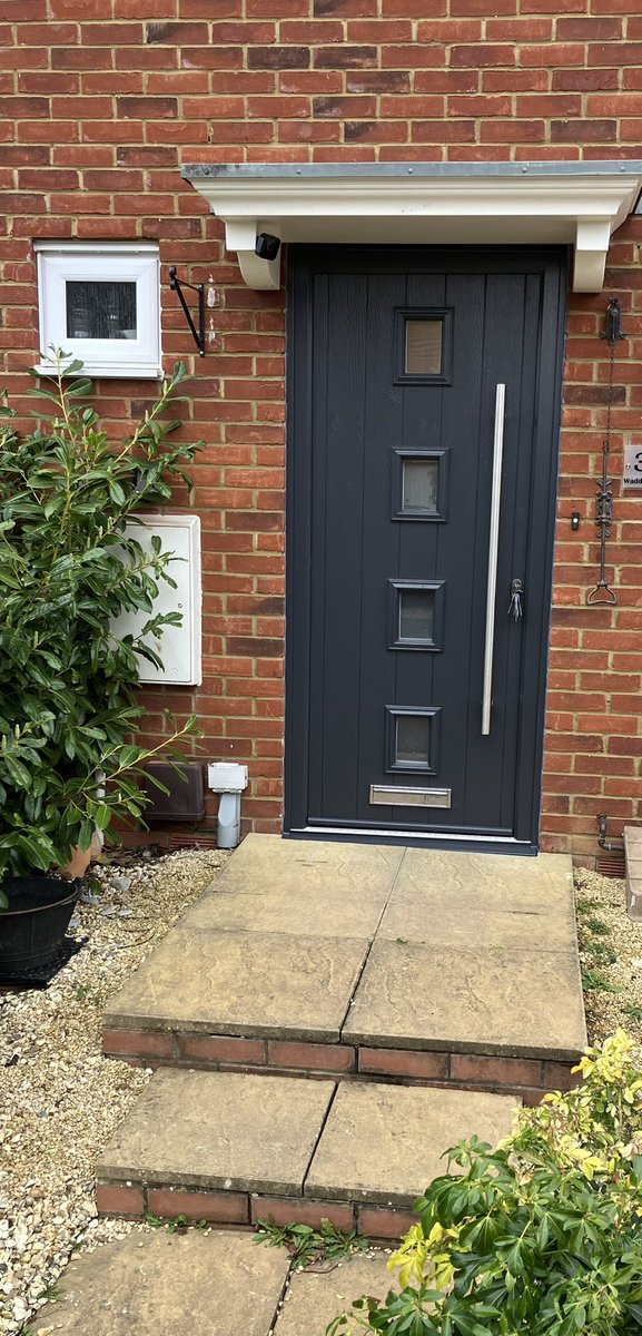 ltd_stroud's tweet photo. Fitted in Gloucester this morning another happy customer many thanks @ChoiceFrames https://t.co/222K2gKSJ7