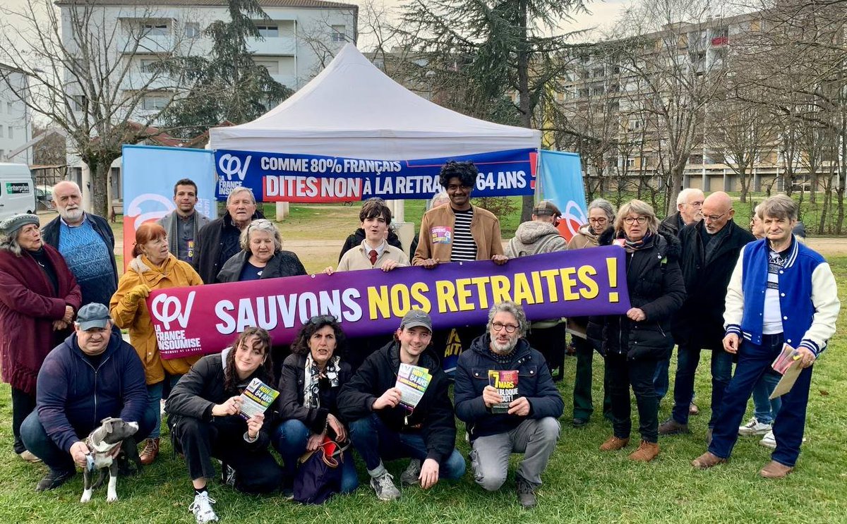 C_MacDougall9's tweet photo. 🚐 La caravane populaire pour nos retraites à Chalon-sur-Saône ! 

ℹ️ Point infos retraites pour :  

💬 Échanger avec les habitants du quartier sur la réforme 
🗣 Déconstruire les mensonges du gouvernement 
✊🏼 Mobiliser pour le 7 mars !

#CaravanePopulaire https://t.co/G0DAdFnFIP