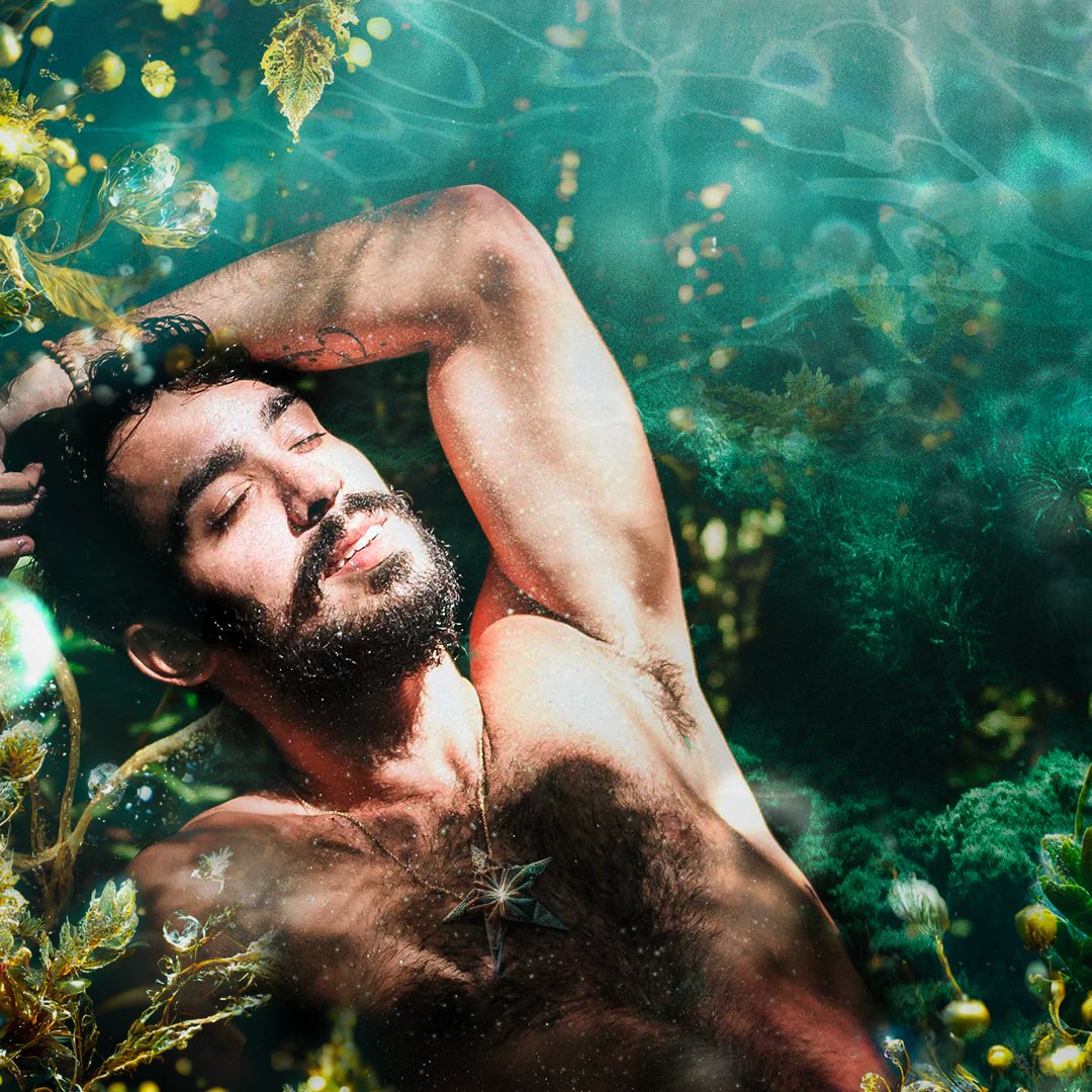 @LondonTheatre1 🦄 tweet media