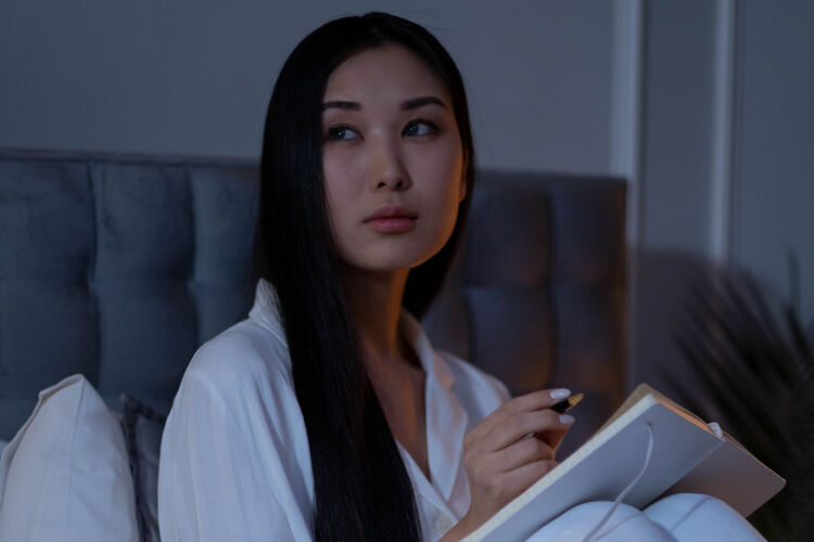 Gone to bed and found yourself awake hours later? 

Or struggled to fall asleep in the first place? 

These common problems don't have to ruin life. Insomnia can teach us a lot about how to live a happier, more productive life.

Keep reading to learn more!
link.wesper.co/3SgX4ip