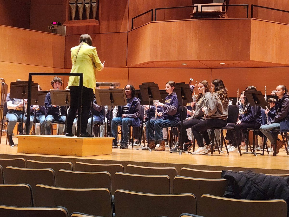 NR_Bands's tweet photo. What a great day at CSU with the @avonlakeband @FirelandsBand  and Padua band! https://t.co/UKSOICVsGR