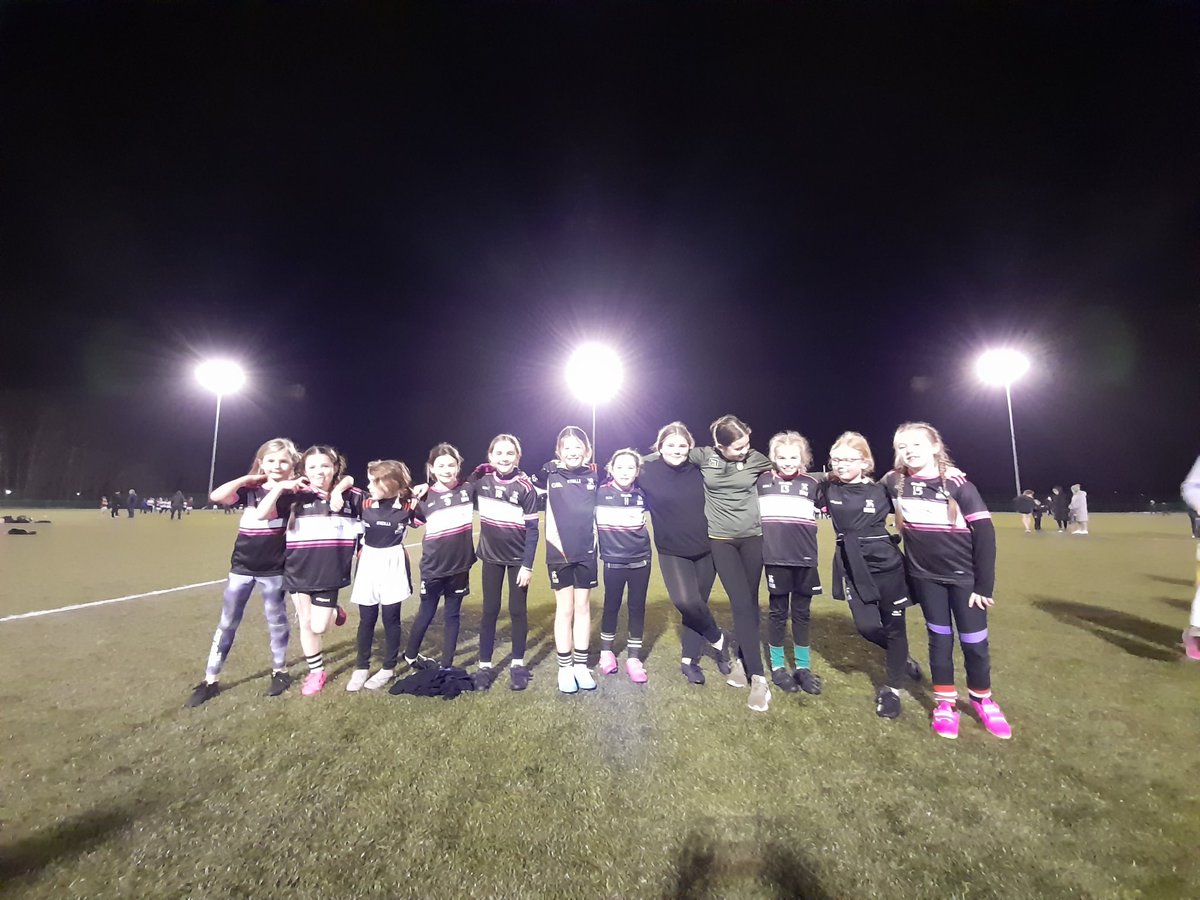 Naomh_Una_clg's tweet photo. Well done to our girls teams tonight. Some lovely scores and lots of fun https://t.co/2RPgrcVUv3