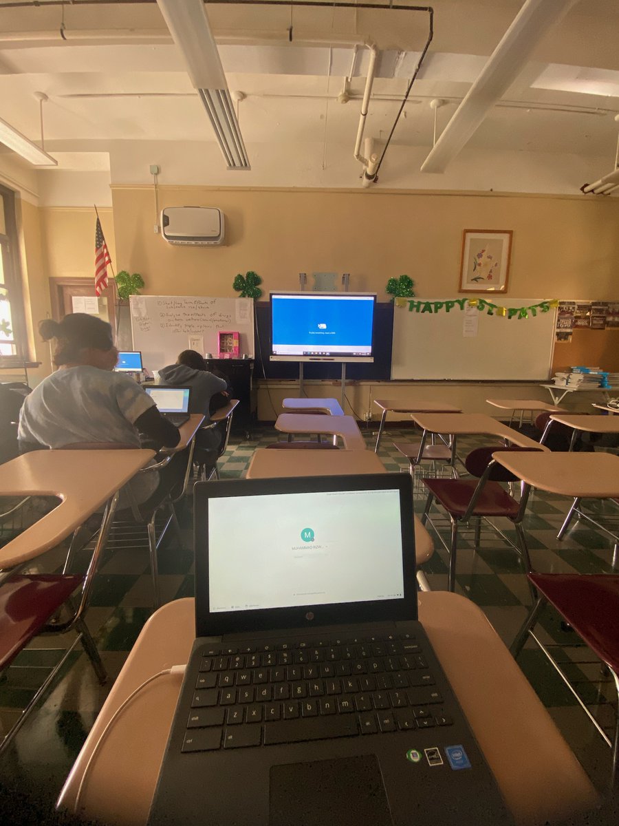 IceWaters's tweet image. Meanwhile in a #highschool on the last #Friday #BlackHistoryMonth, not #happy. #StPatricksDay