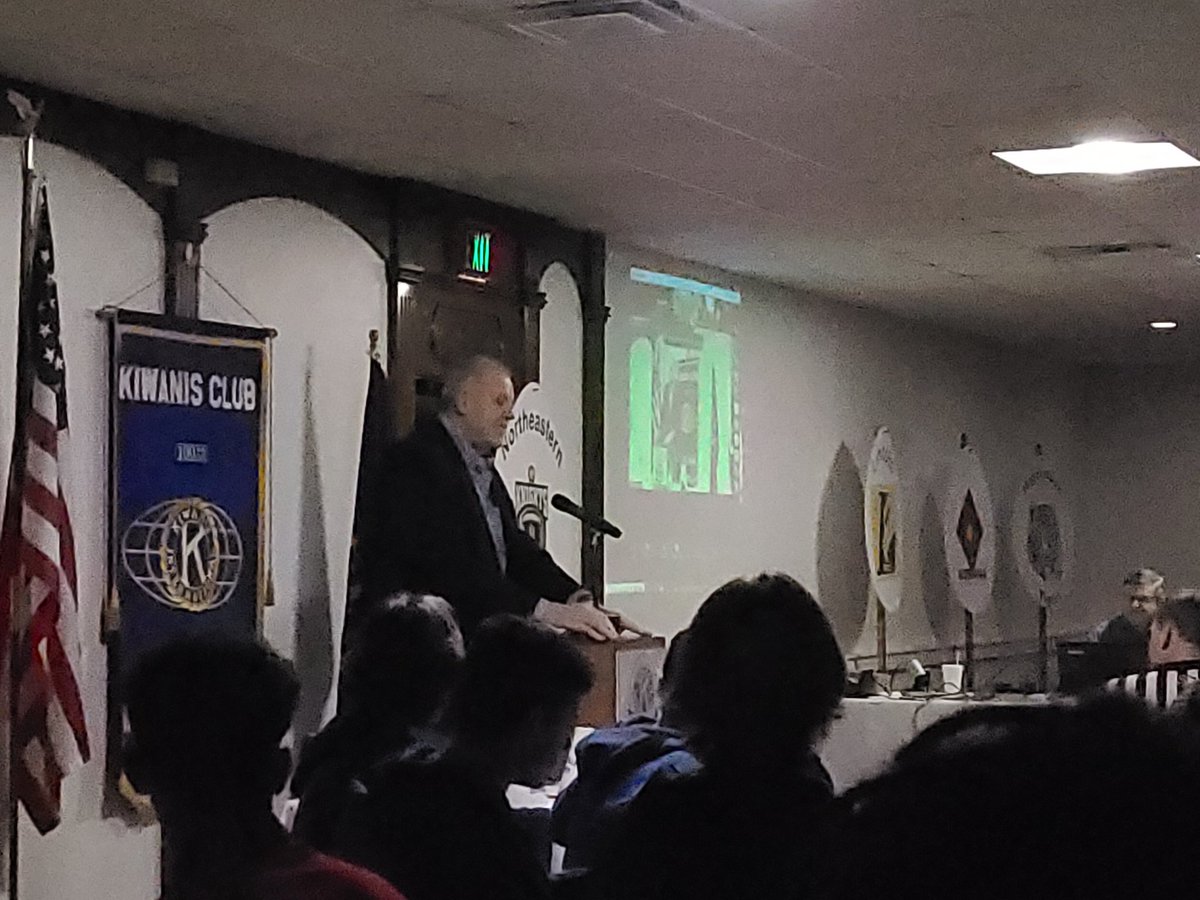 rondeaneArt's tweet photo. @rhsbballALLIN coaches and RHS Red Devils student athletes would like to give a special thank you to the Kiwanis Club, Elks Country club and guest speaker #KentBenson for an amazing, inspiring and life changing sectional luncheon. #6Ds https://t.co/M4m4ryXcvg