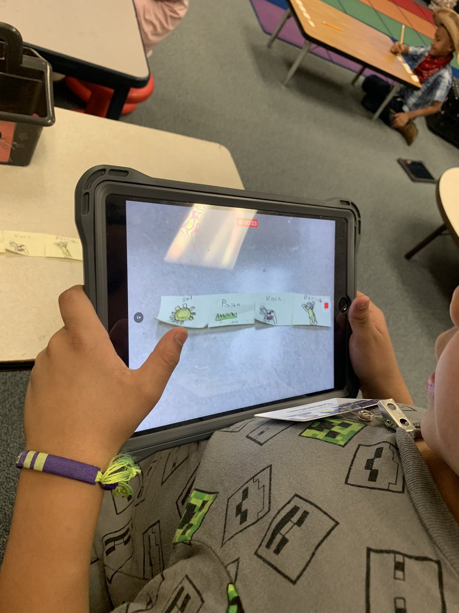 hurtadom2's tweet photo. Created food chains and videos to explain how the energy flows @ReesStars @MireyaFromTX @KathyCherryAP https://t.co/zh9HOasufv