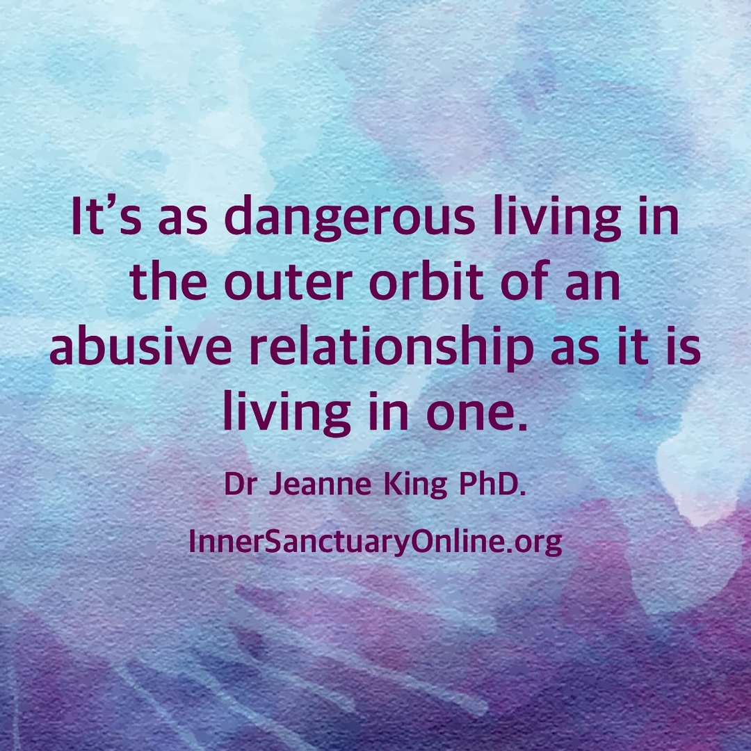 drjeanneking's tweet image. This meme is for anyone who has a loved one (parent, child, sibling or friend) in an abusive relationship. Beware!

#abusiverelationships #controlfreak #controllingerelationships #domesticabuse #narcissisticabuse #toxicrelationships