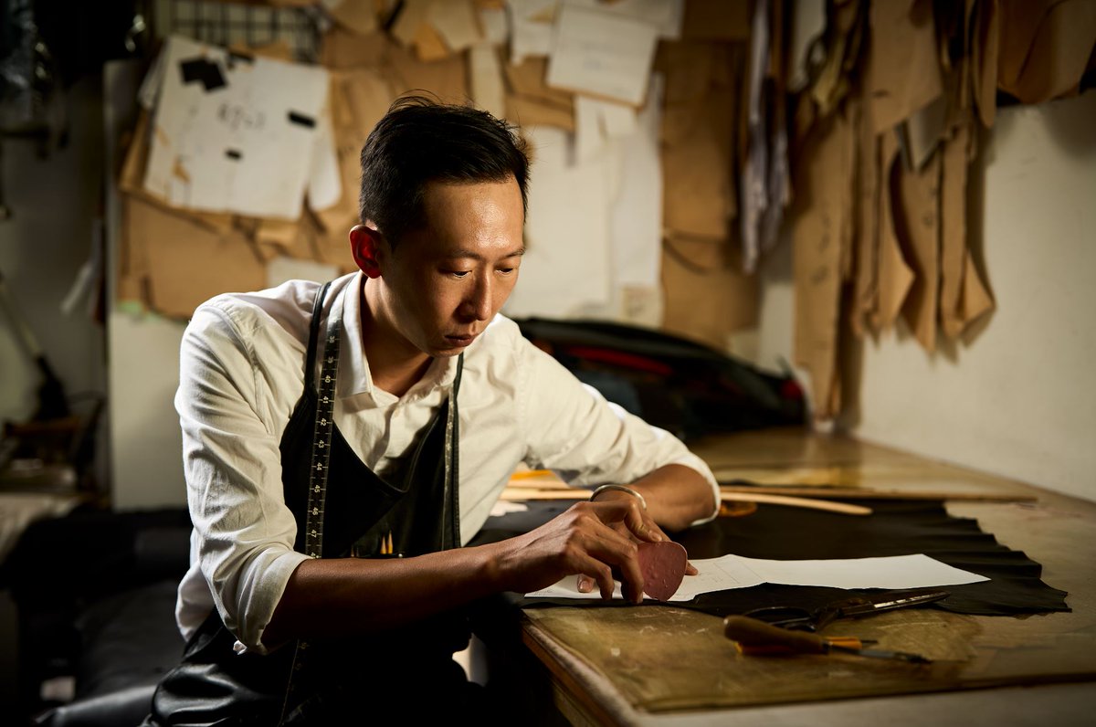 Benromach's tweet photo. Volta is a Taiwanese family-owned creator of handmade, custom leather jackets of exceptionally high quality, founded in 1979.

Sharing a passion for the handmade, we partnered in the creation of something special.

Discover more: https://t.co/t8WlF6cdas

#BenromachFirsthand https://t.co/YaDKEkJXb8