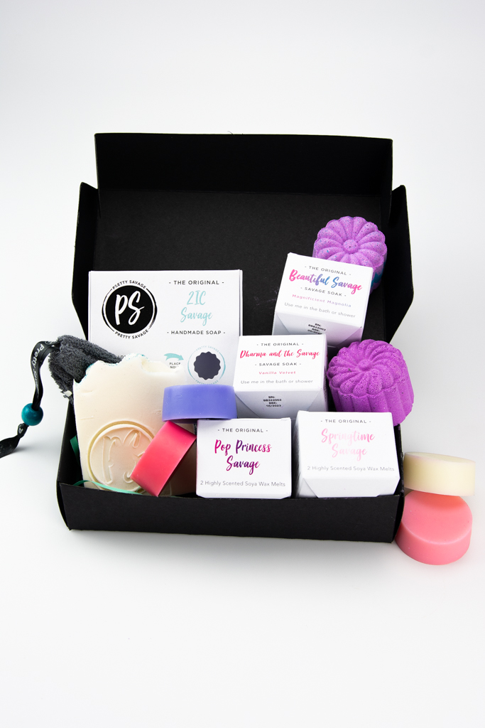 Show your them how much they mean to you with the Savage Glow gift set. pretty-savage.co.uk/product/savage… #Gifts #ShopIndie