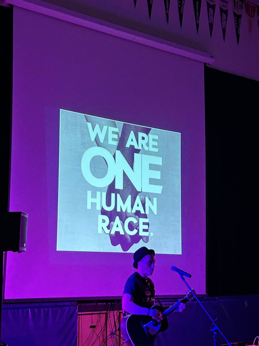 Shannon R tweet media