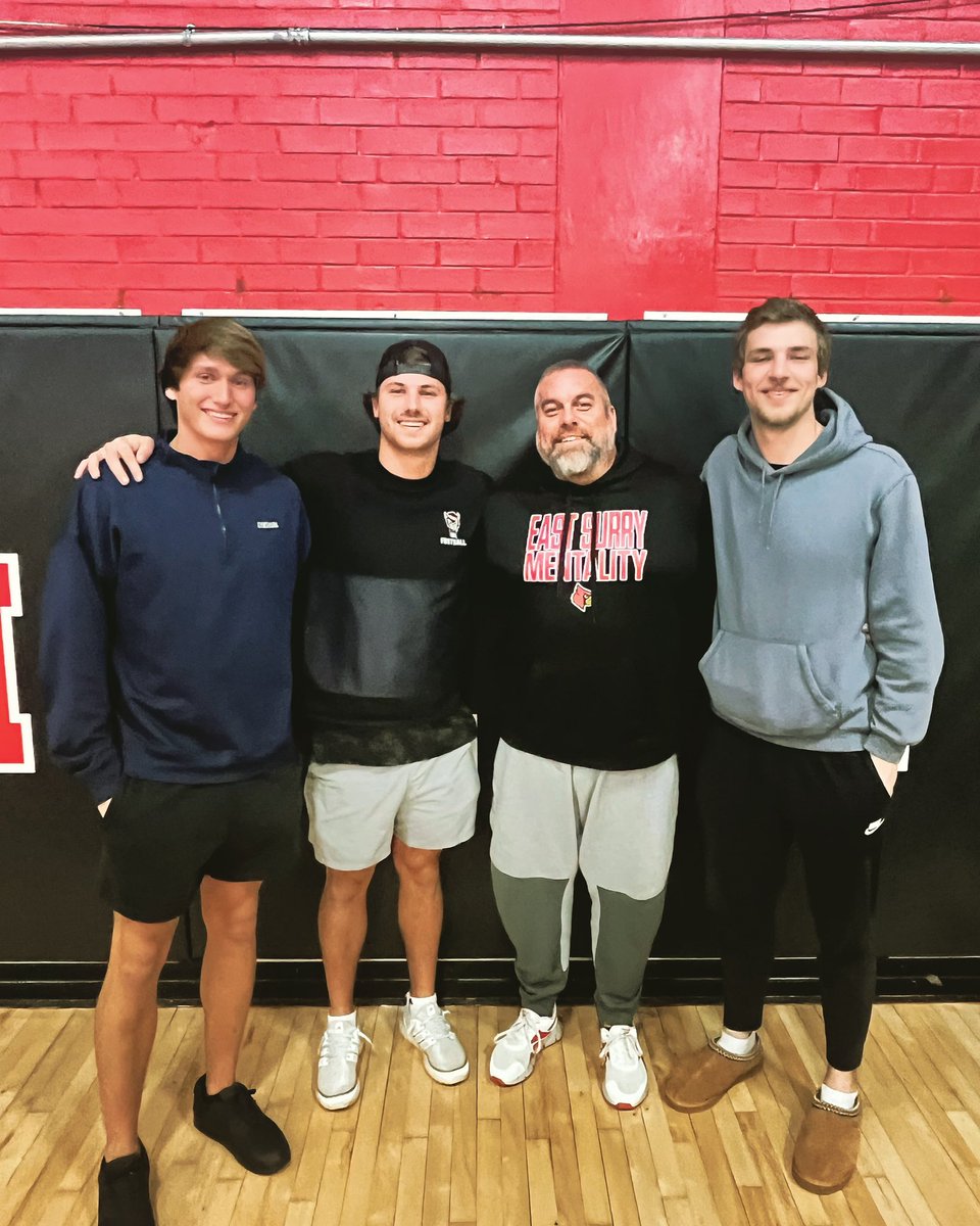 Coach_Lowman's tweet image. 3 of the 11 @ES_CardinalsFB WR/TEs since 2019 who are playing collegiately or have offers and opportunities to do so! 

8 Wide Receivers and 3 Tight Ends offered to play college football over 4 years… 3 QBs w/ D1 offers…

#SpinItToWinIt