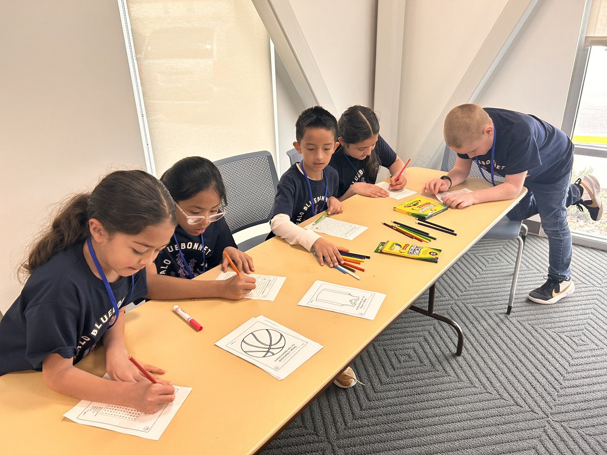 Our #JCEbuffaloes at their #SISD_READS Bluebonnet event! 📚🦬 We spy our Admin team here too!