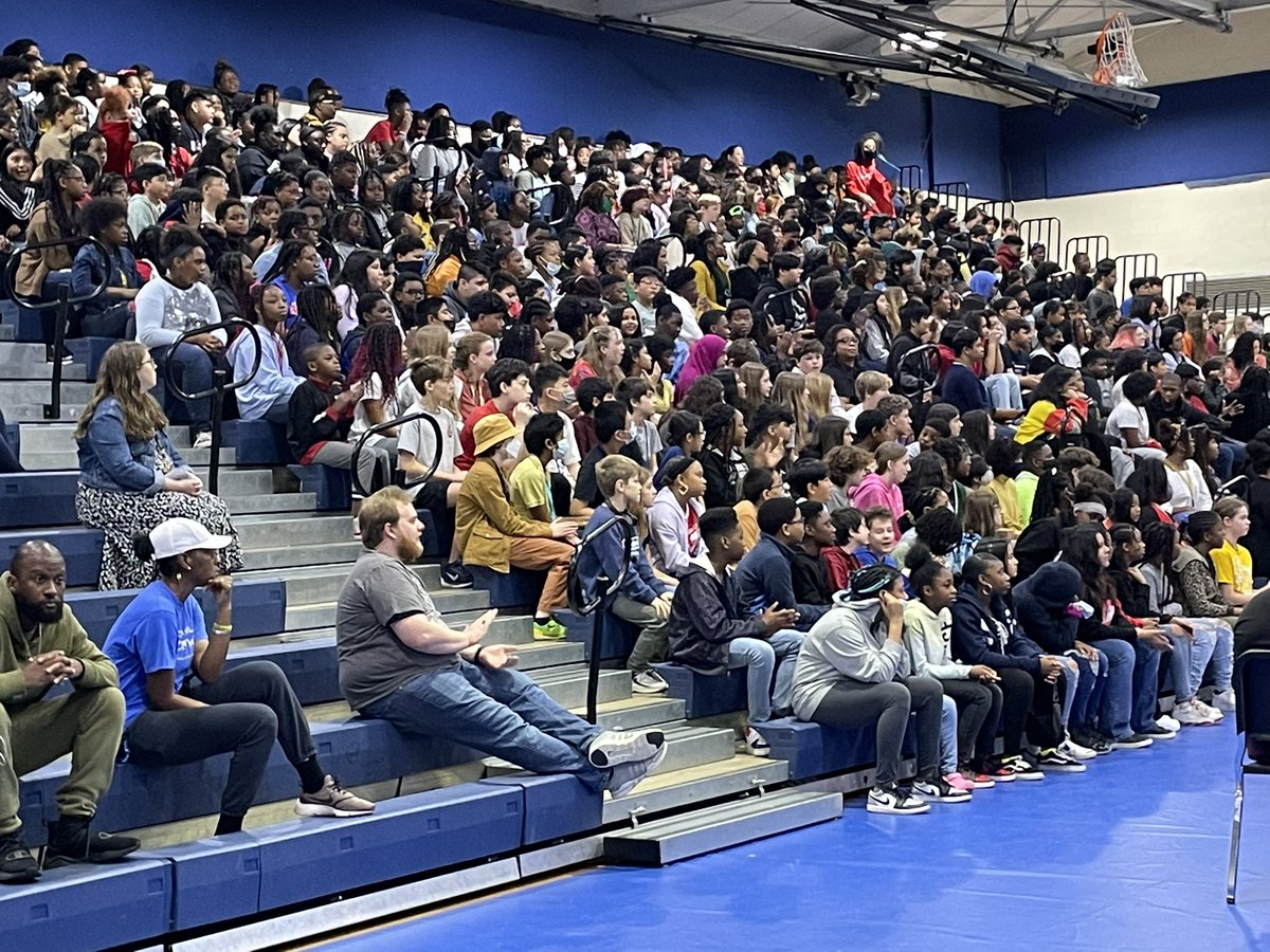 Dent Middle School tweet media