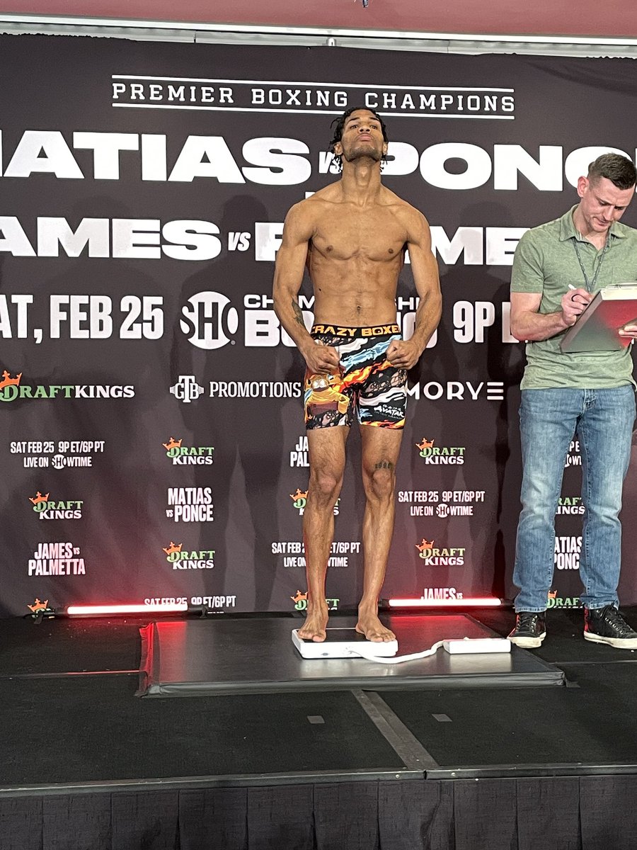 ALL THE SMOKE Boxing tweet media