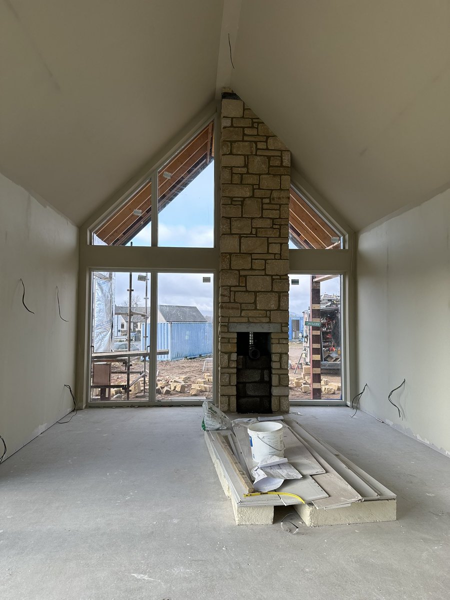 mi_architects's tweet photo. Friday morning progress site visit with clients and contractor, Richard M Mackenzie Ltd.
Great progress and looking sharp 😎 https://t.co/zbv0fSRRG0
