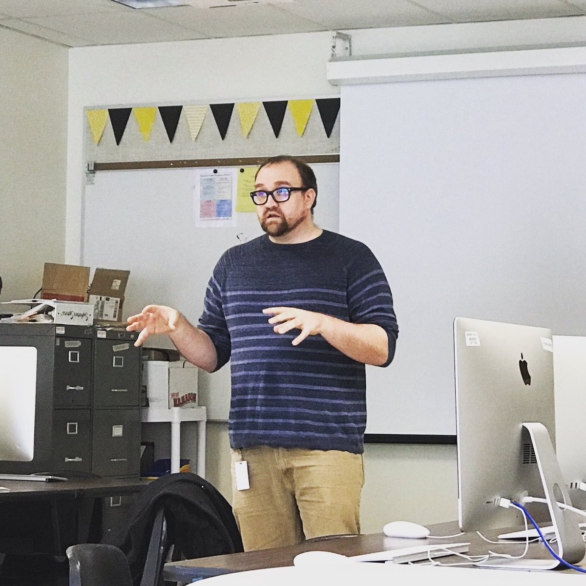 Big thanks to ⁦<a href="/JonLunger/">Jon Lunger</a>⁩ for dropping by the classroom this week. Getting students focused on the important marketing strategies of ⁦<a href="/Musikfest/">Musikfest</a>⁩ <a href="/ArtsQuest/">ArtsQuest</a>⁩