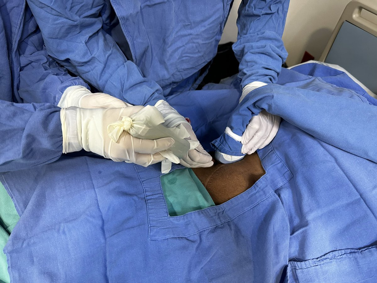 Nephro_Ivan's tweet image. BR injerto por disfunción con los residentes de nefrología del @HospitalJuarezM 
#nephropath
#allograftbiopsy
#interventionnephrology