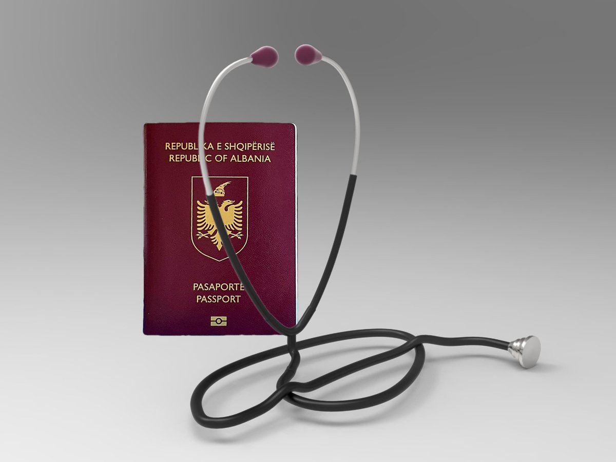 Bajrak's tweet photo. Pasaportat në Itali janë gati sipas njoftimeve në faqet zyrtare... për ata që kanë aplikuar përpara dhe përfshirë datën:

Milano 11.02.23
Bari 10.02.23
Milano 10.02.23

Ju mirepresim në WhatsApp për info e ndihmë https://t.co/dPIVKKv8Dl
