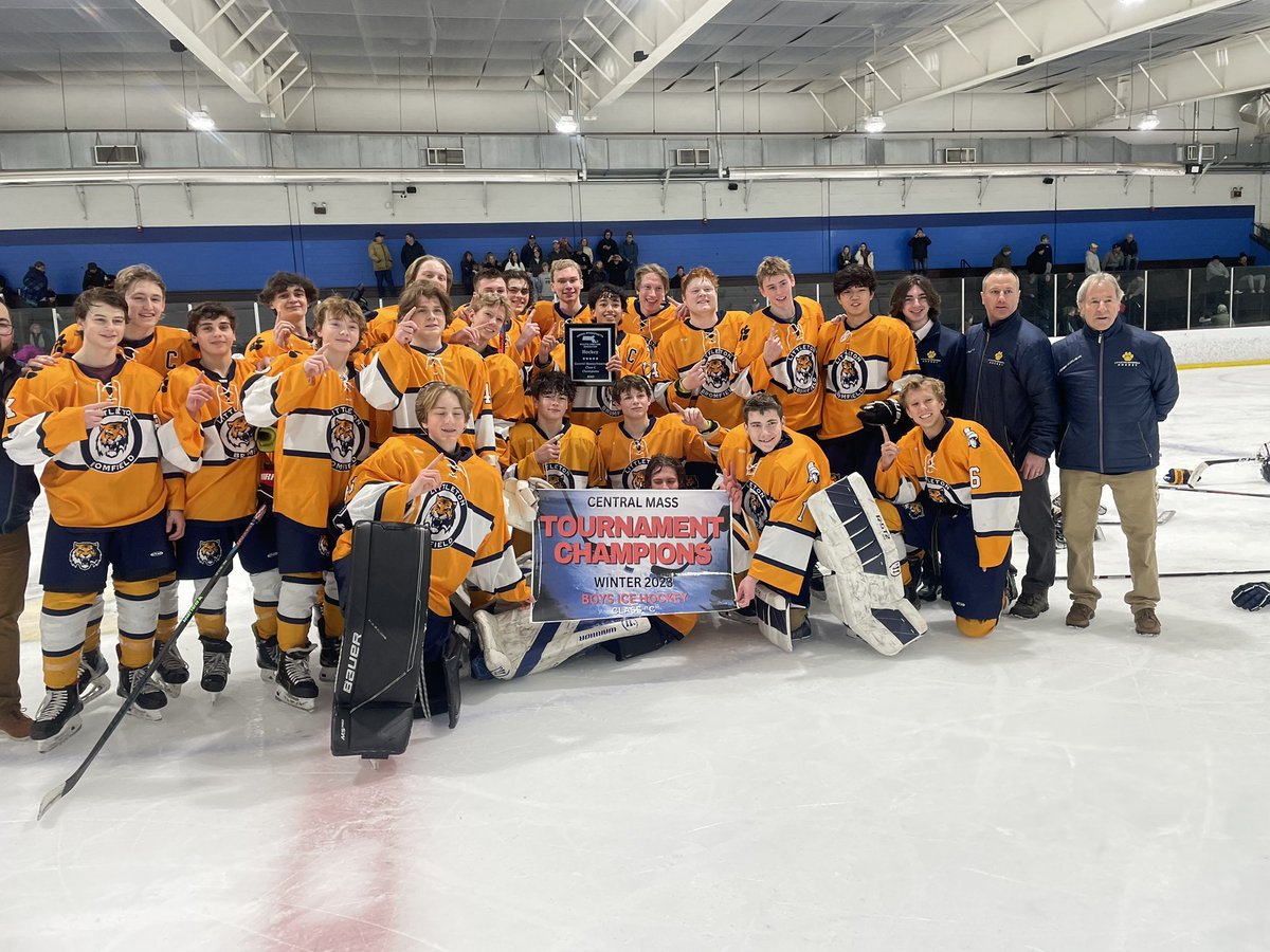 Littleton High School Hockey tweet media