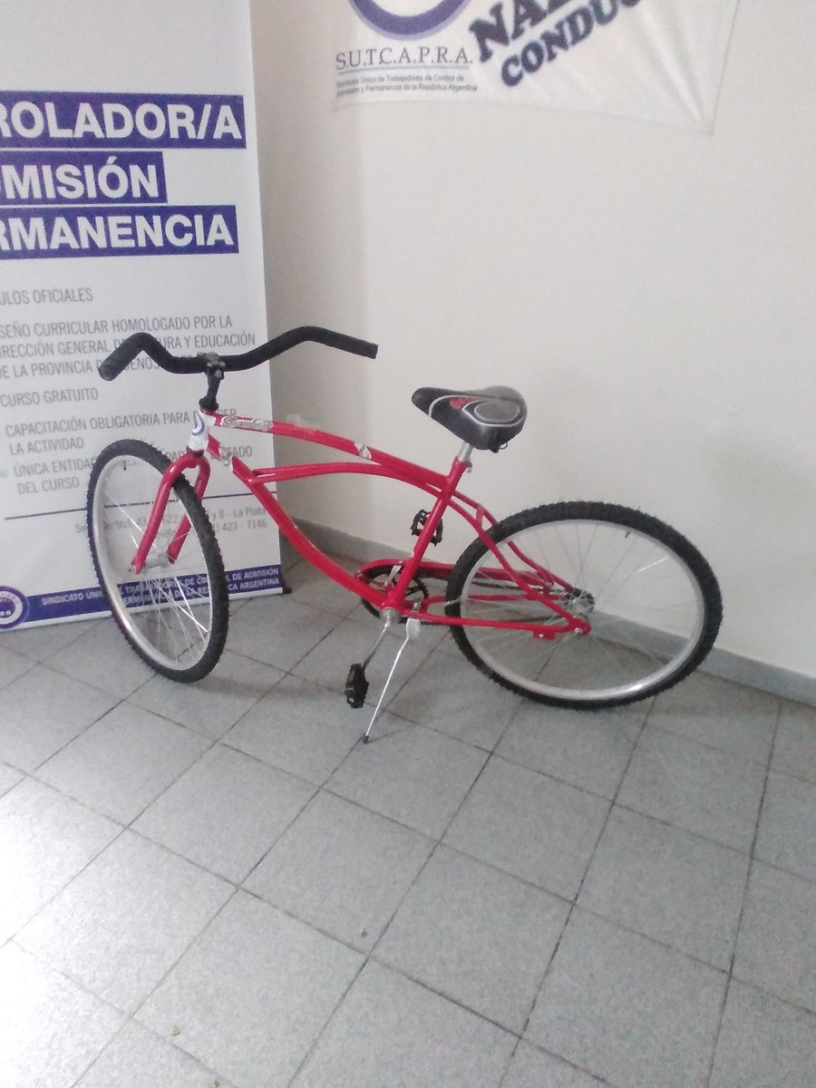 SutcapraB's tweet photo. Un compañero/a afiliado a nuestra delegación ganó la bicicleta que sortea nuestro sindicato. Felicitaciones 👏 próximamente haremos la entrega! Gracias a nuestro Secretario Gral @LeandroNazarre y a su C.D @SutcapraOk https://t.co/zKy1rojFh0