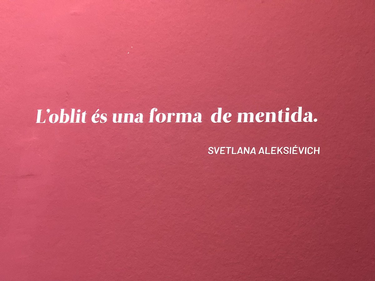 Gemma Geis i Carreras 🎗 (@gemmageis) on Twitter photo Feia dies que ho tenia pendent, i avui sortint de fer classes he anat al <a href="/MuseuArtGirona/">Museu d'Art de Girona (md'A)</a> a visitar l’exposició “Feresa de silenci”, que recupera l’obra d’artistes oblidades o que no han rebut el reconeixement merescut perquè eren dones. L’enhorabona! <a href="/AureCarbonell/">Aurèlia Carbonell</a> <a href="/carmeclu/">cclusellas</a> Feia dies que ho tenia pendent, i avui sortint de fer classes he anat al <a href="/MuseuArtGirona/">Museu d'Art de Girona (md'A)</a> a visitar l’exposició “Feresa de silenci”, que recupera l’obra d’artistes oblidades o que no han rebut el reconeixement merescut perquè eren dones. L’enhorabona! <a href="/AureCarbonell/">Aurèlia Carbonell</a> <a href="/carmeclu/">cclusellas</a>