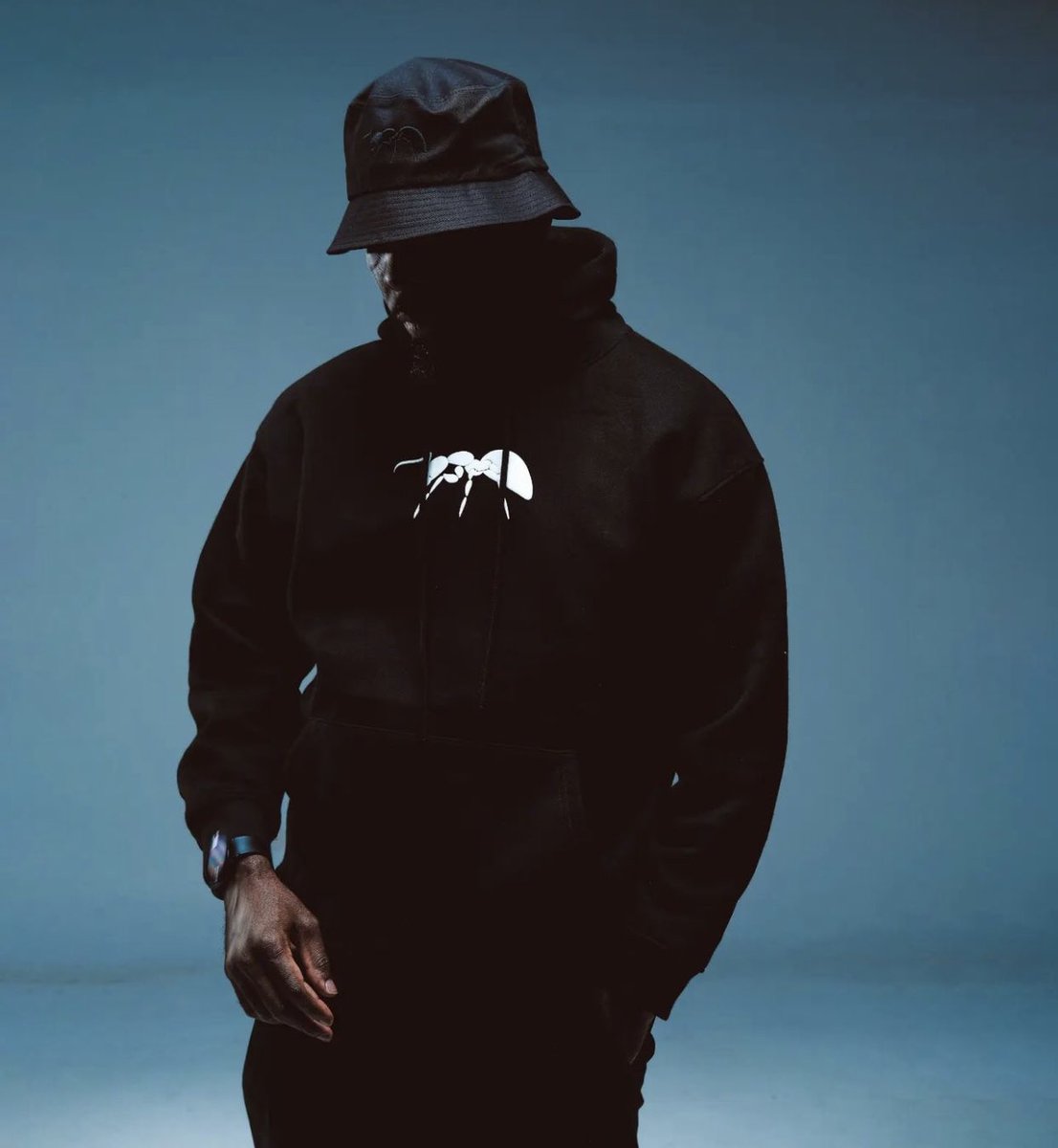 C H I N W A . 老師 tweet media