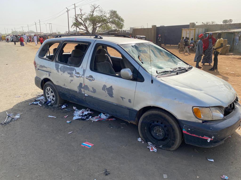KhadijahAminu4's tweet photo. We were attacked because we want to show solidarity to our candidate, we lost properties and some of us are hospitalized all because this people hate KWANKWASO 😭🥺
It’s unfortunate tho🥺 #JusticeForKwankwasiyyaTiktokers https://t.co/y5JxhH6vOw